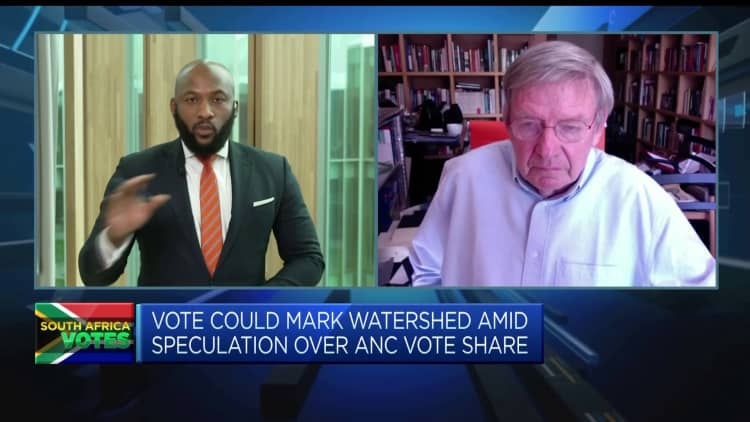 Ruling ANC loses majority in parliament