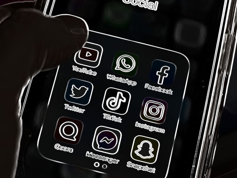 Influencer-Investors Get Special Treatment in Token Deals