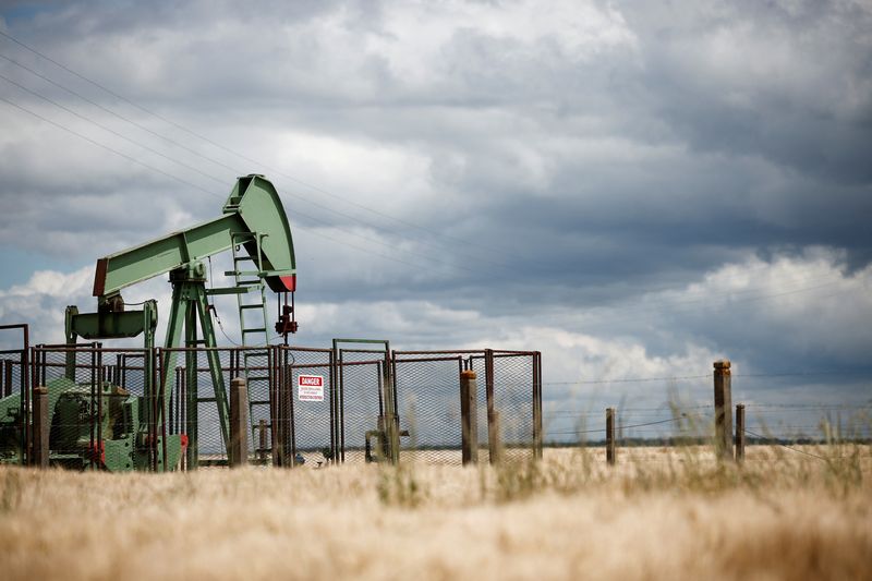 Oil prices close at 1-month low as US pauses tariffs on Mexico