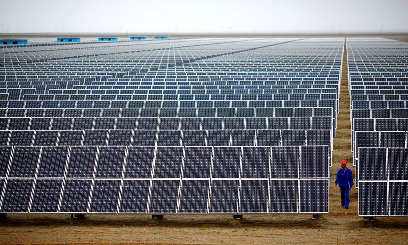 China to roll back clean power subsidies after boom